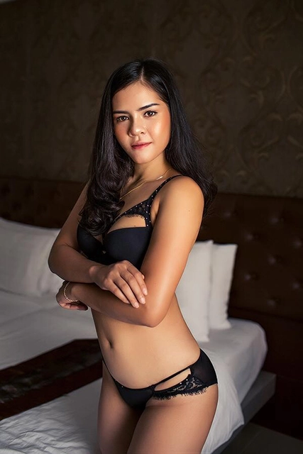 Thai teen escort - Meera, Top escort gils Phuket, VIP world babes